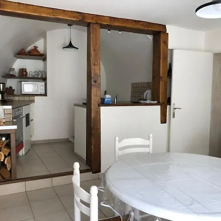 Apartment Au Calme A Et Buron