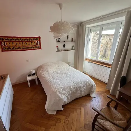 아파트 Au Calme A Et Buron