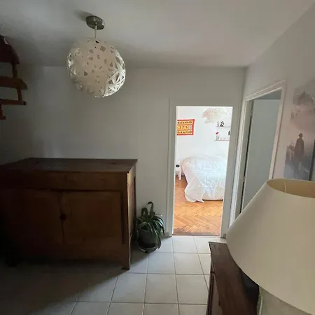 Au Calme A Et Buron Apartment *