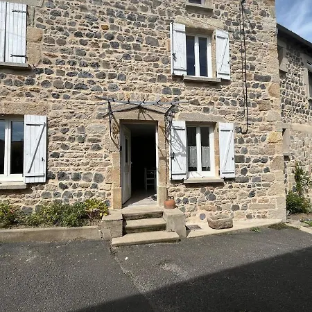 Apartament Au Calme A Et Buron Yronde-et-Buron